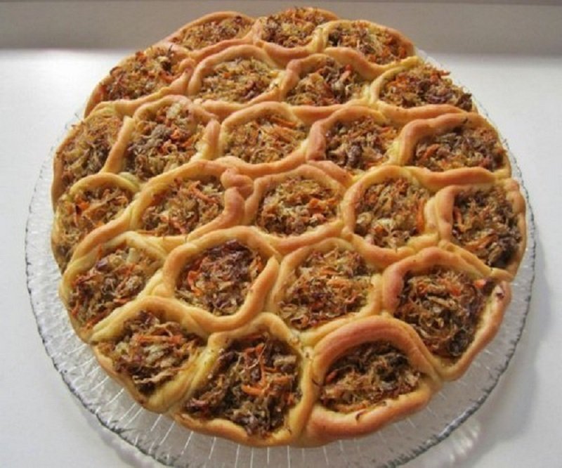 Мясной пирог из дрожжевого теста с фаршем рецепт с фото пошагово в духовке