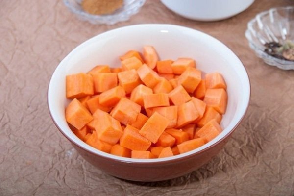 Гостра морква в маслі