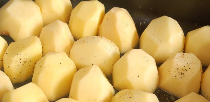 Запечена картопля з беконом